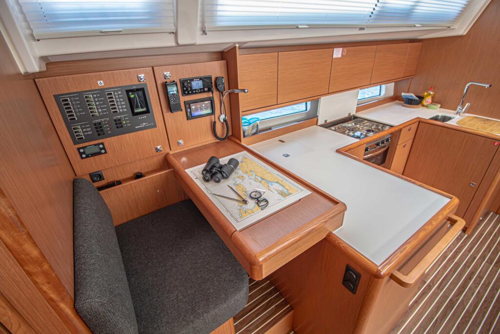 Bavaria C46 Sestrica Vela