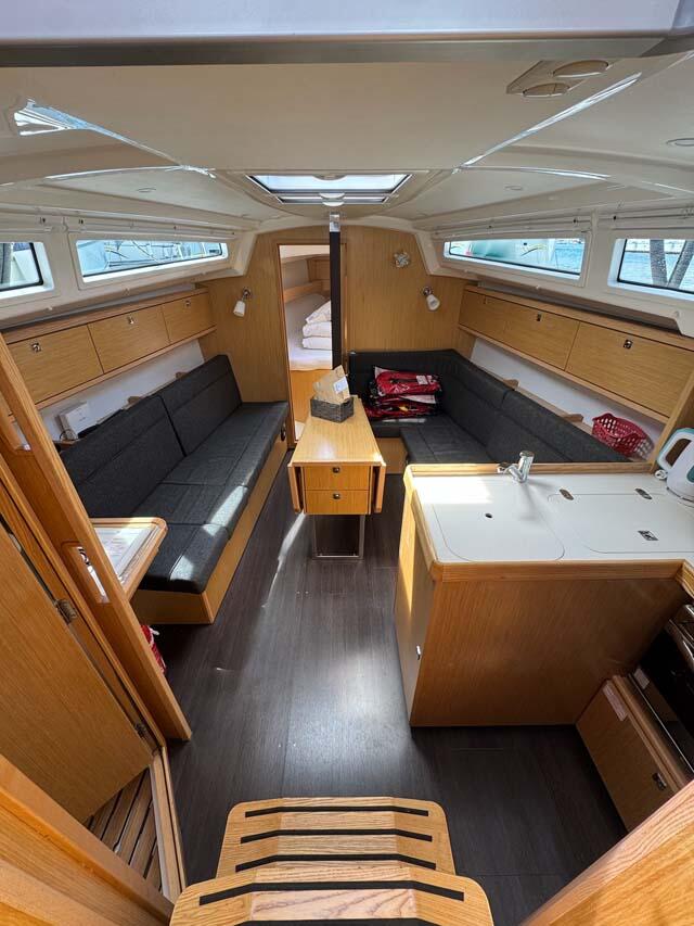 Bavaria Cruiser 34 Style Opal