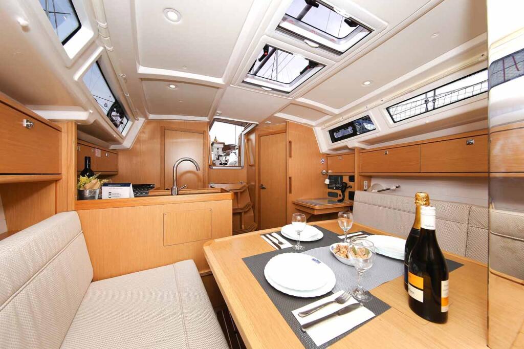 Bavaria Cruiser 34 Chiara