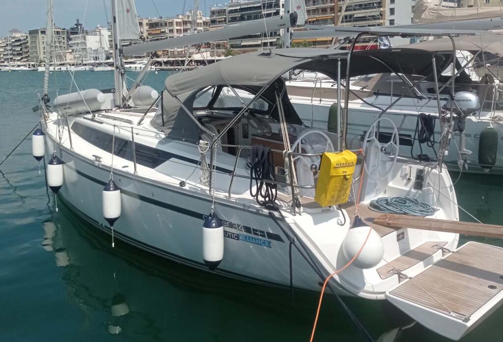 Bavaria Cruiser 34 Licence to chill