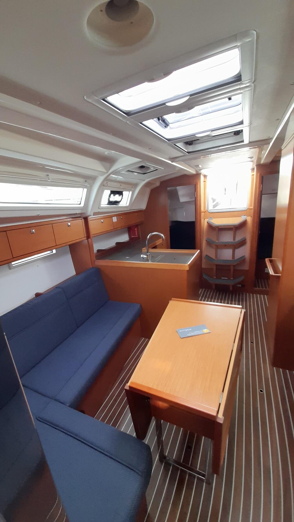 Bavaria Cruiser 37 Nenemia