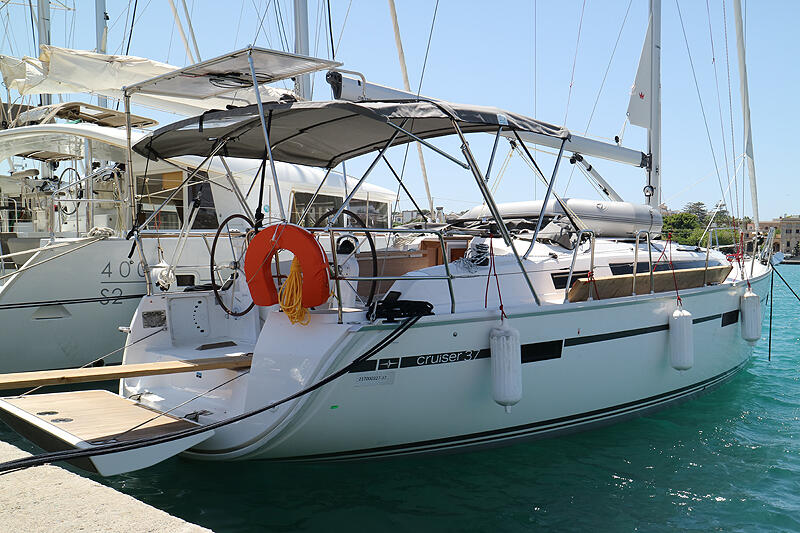 Bavaria Cruiser 37 Nenemia