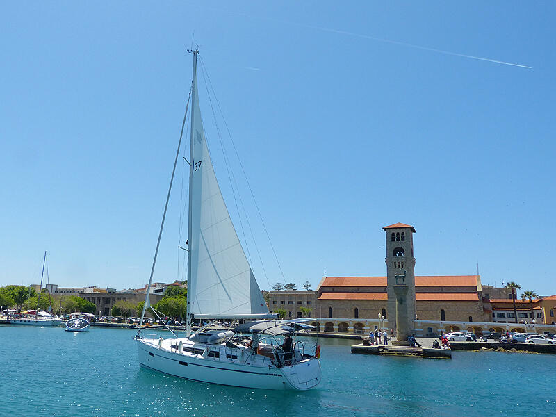 Bavaria Cruiser 37 Nenemia