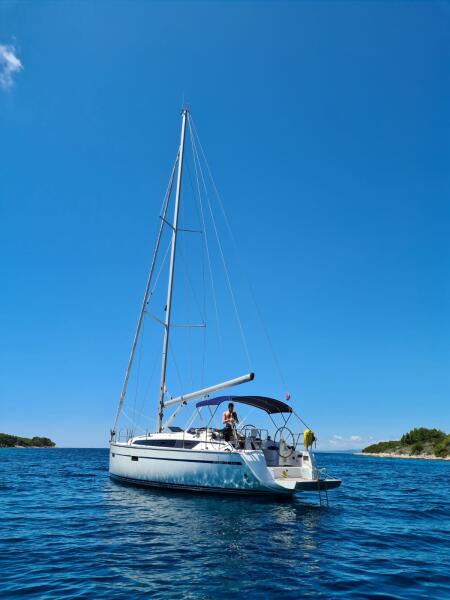 Bavaria Cruiser 37 Lana 3