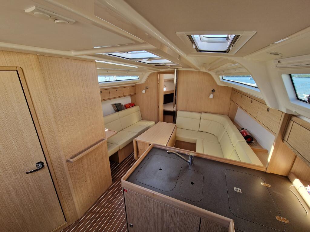 Bavaria Cruiser 37 Sayra