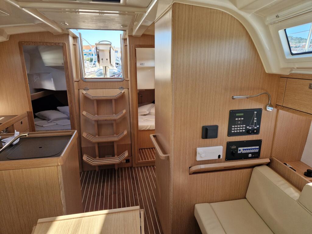 Bavaria Cruiser 37 Sayra