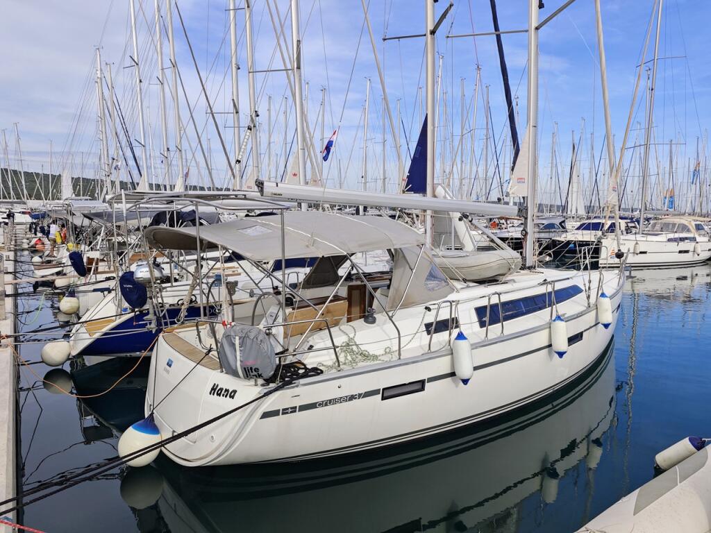 Bavaria Cruiser 37 Hana
