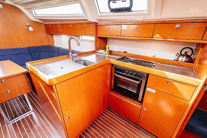 Bavaria Cruiser 37 Flinx