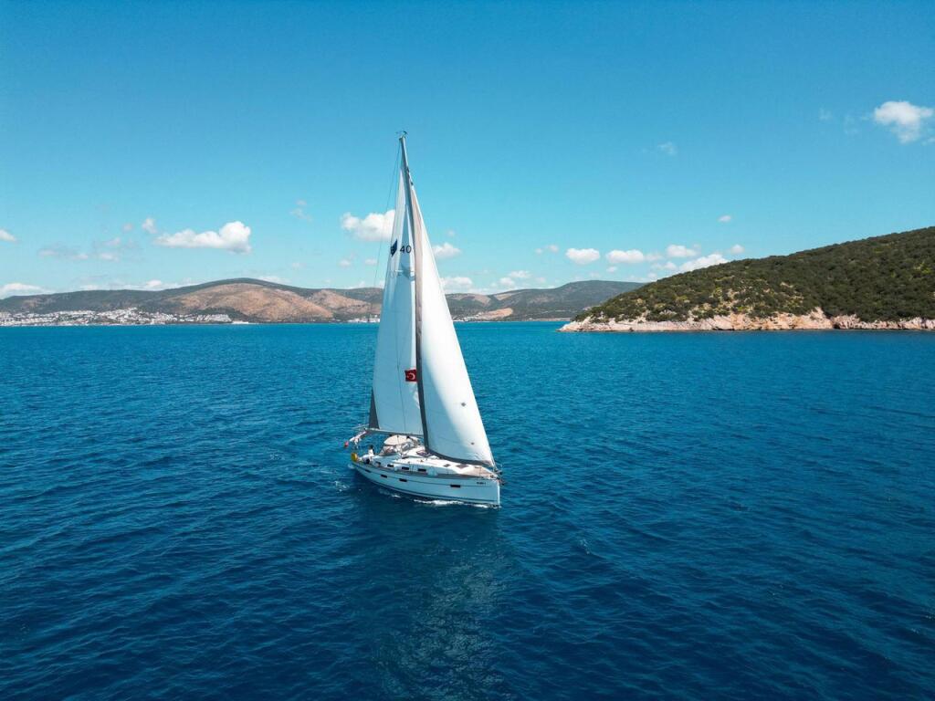 Bavaria Cruiser 40 Spark-1