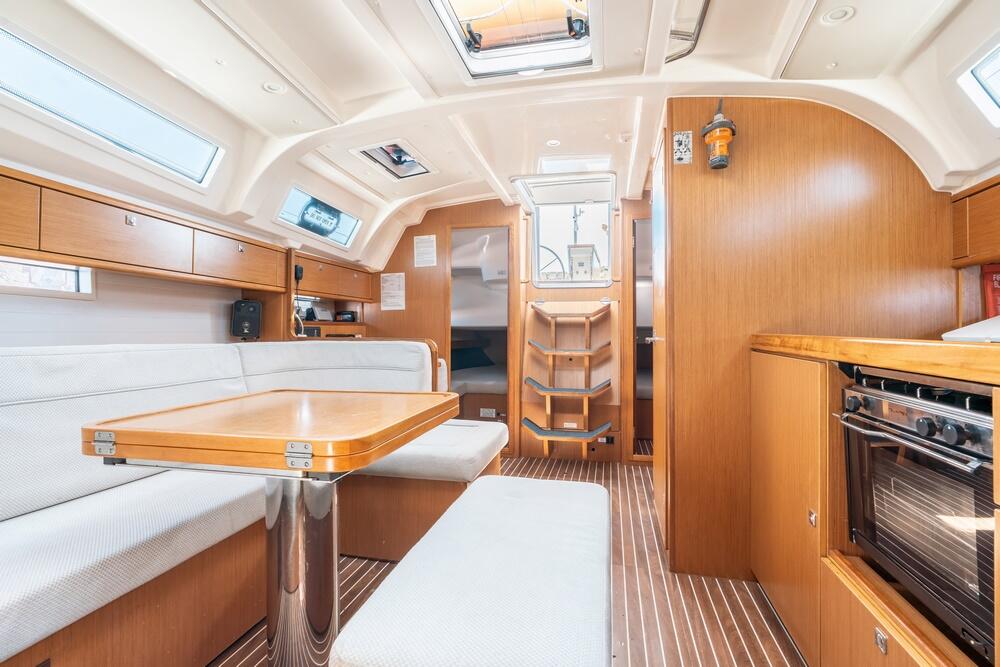 Bavaria Cruiser 41 Alkyoni