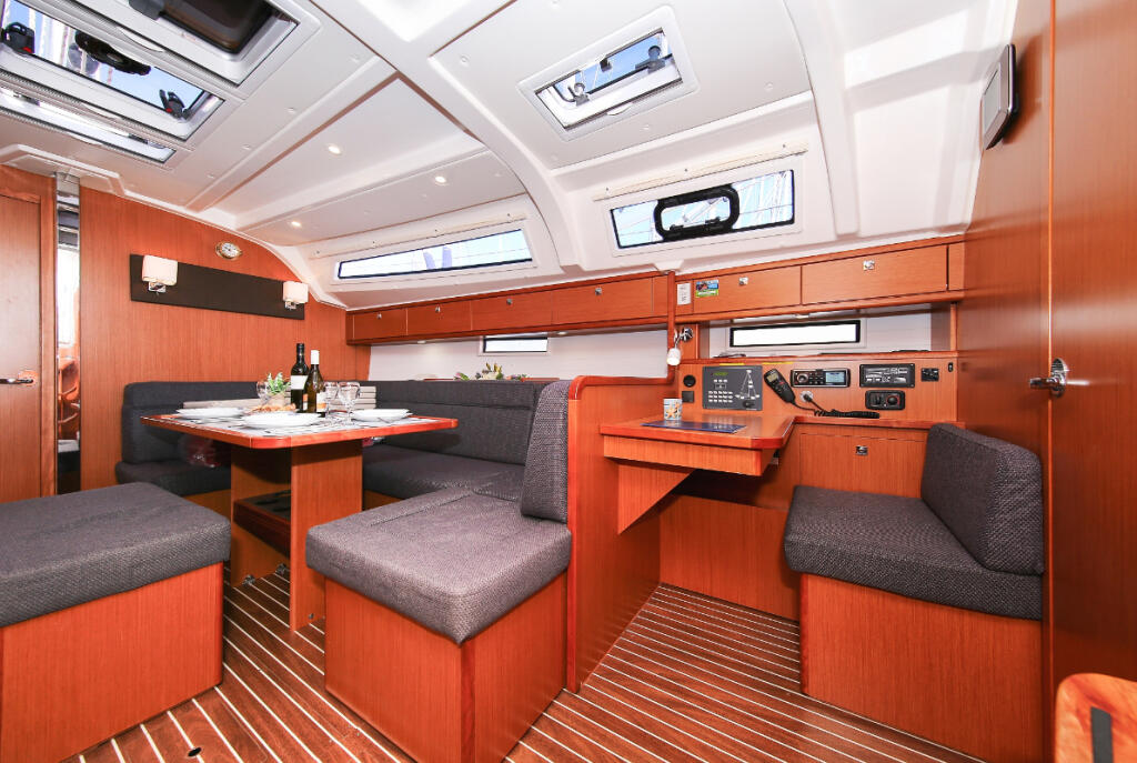 Bavaria Cruiser 41 Morellina