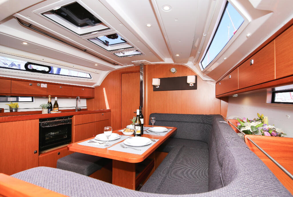 Bavaria Cruiser 41 Morellina