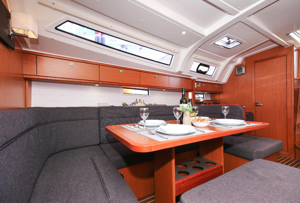 Bavaria Cruiser 41 Morellina