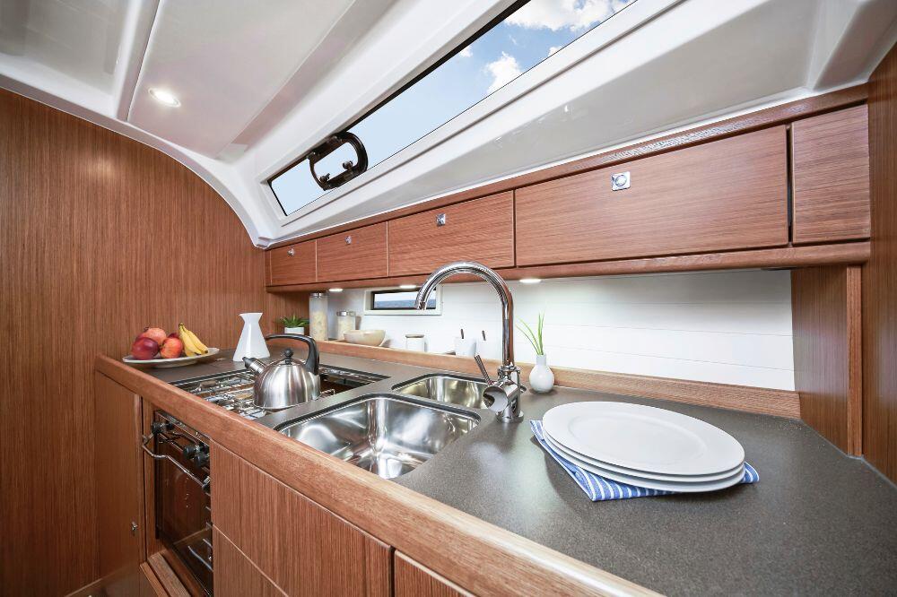 Bavaria Cruiser 41 Whatever