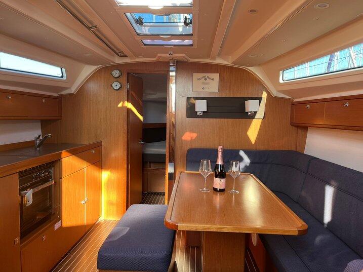 Bavaria Cruiser 41 Sapphire