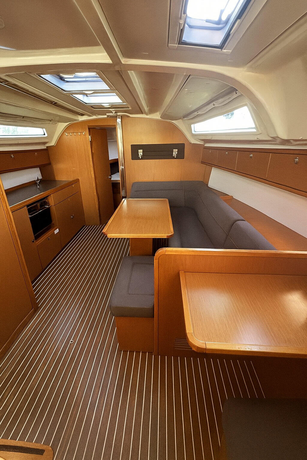 Bavaria Cruiser 41 Bintan