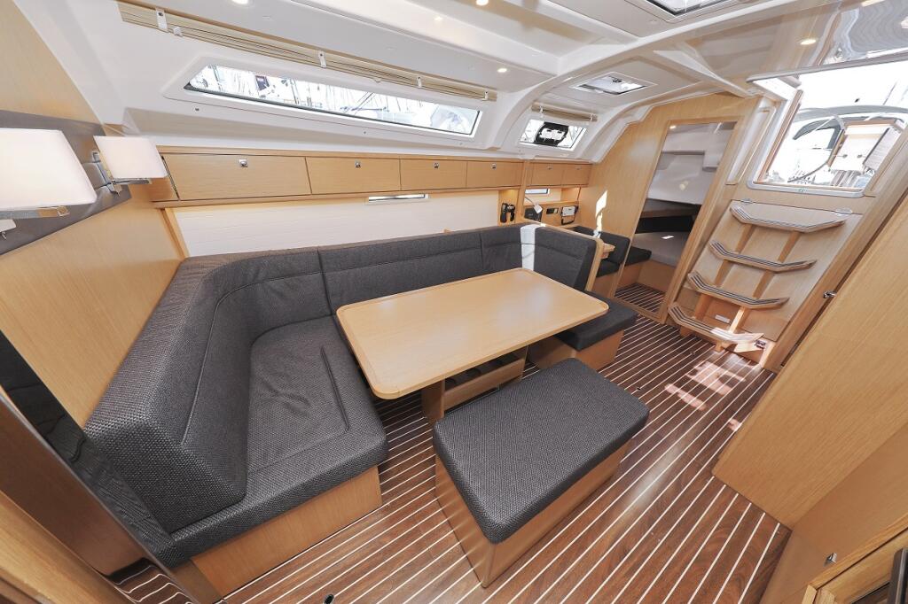 Bavaria Cruiser 41 Hemonaty