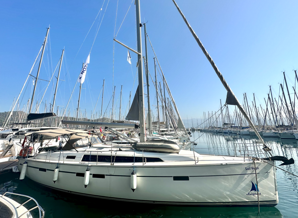 Bavaria Cruiser 46 Sail Vega