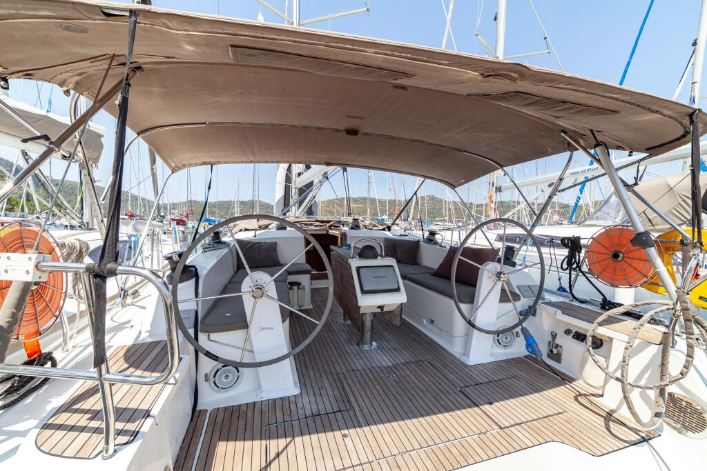 Bavaria Cruiser 46 Sail Vega