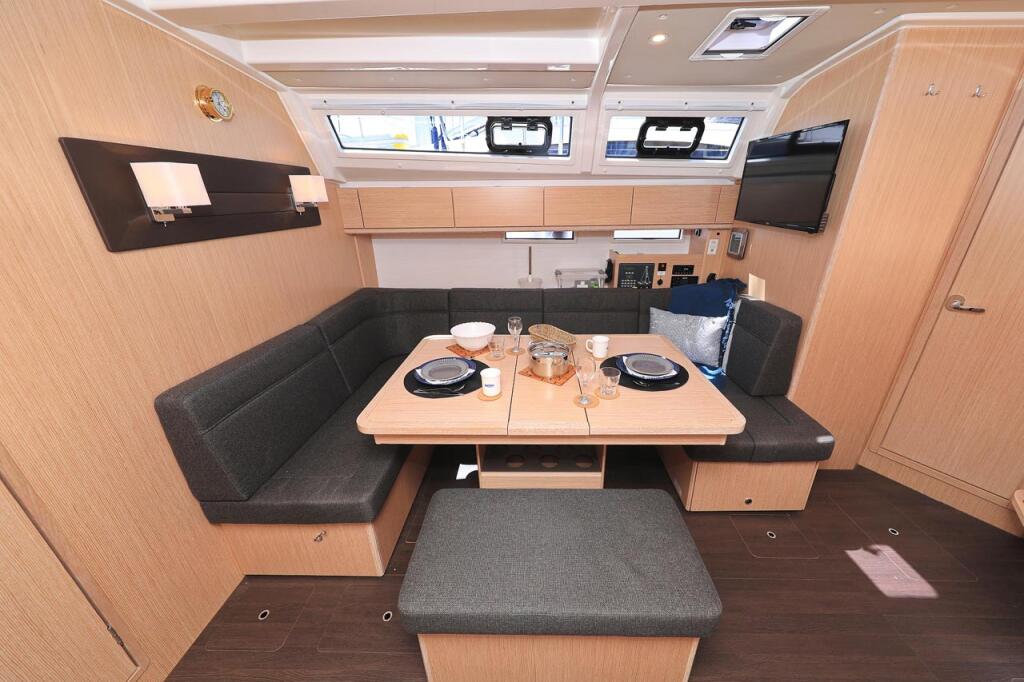 Bavaria Cruiser 46 Cara