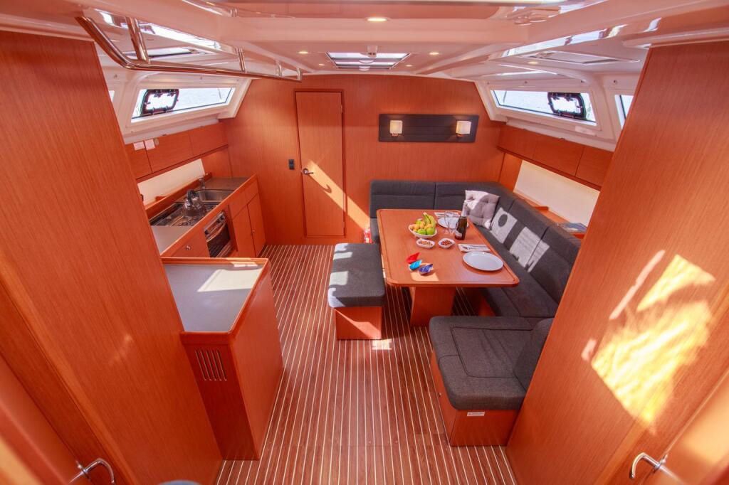 Bavaria Cruiser 46 Jenga