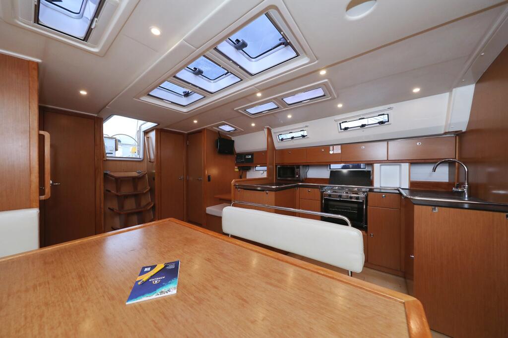 Bavaria Cruiser 50 Siegal