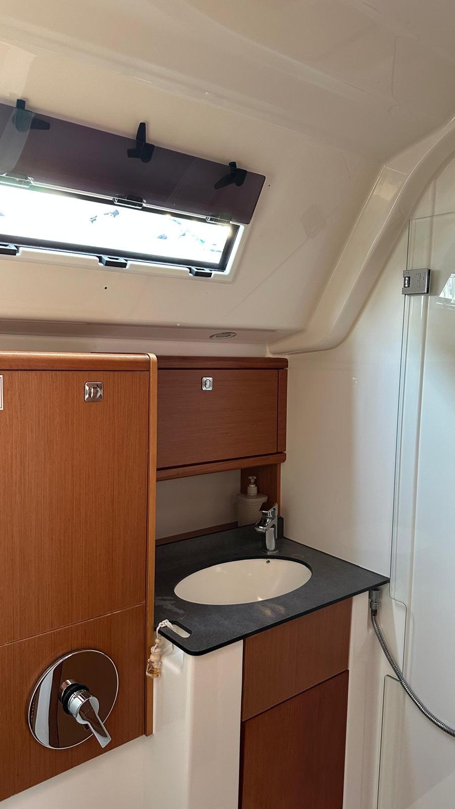 Bavaria Cruiser 51 Mango