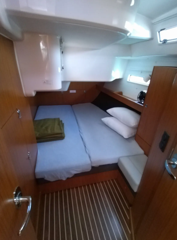 Bavaria Cruiser 51 Gin Tonic