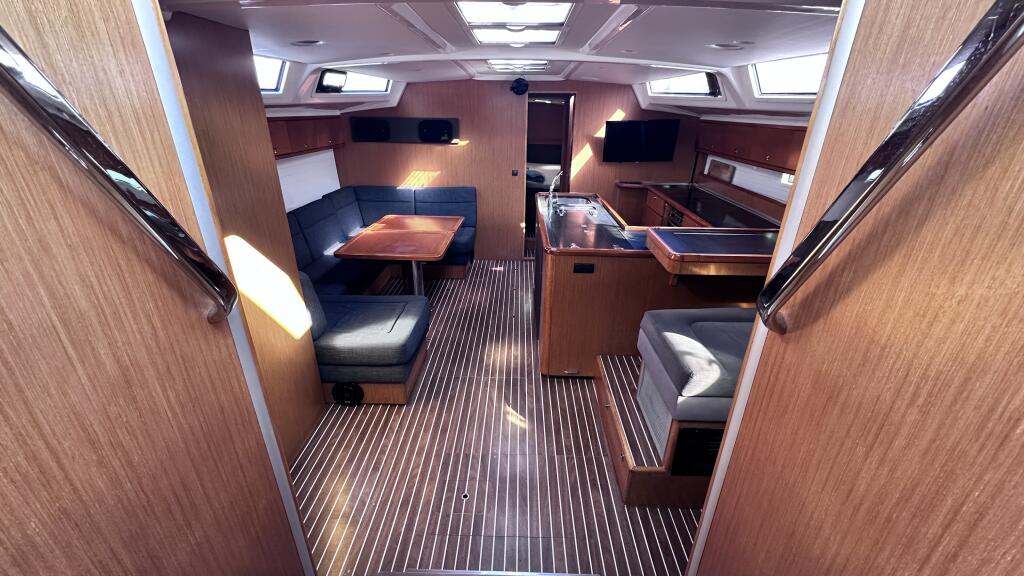 Bavaria Cruiser 56 Anassa