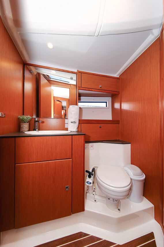 Bavaria Cruiser 56 Domo