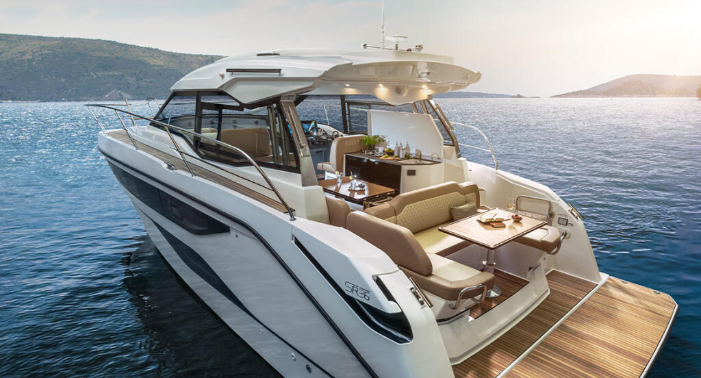 Bavaria SR36 Hard Top Lilian