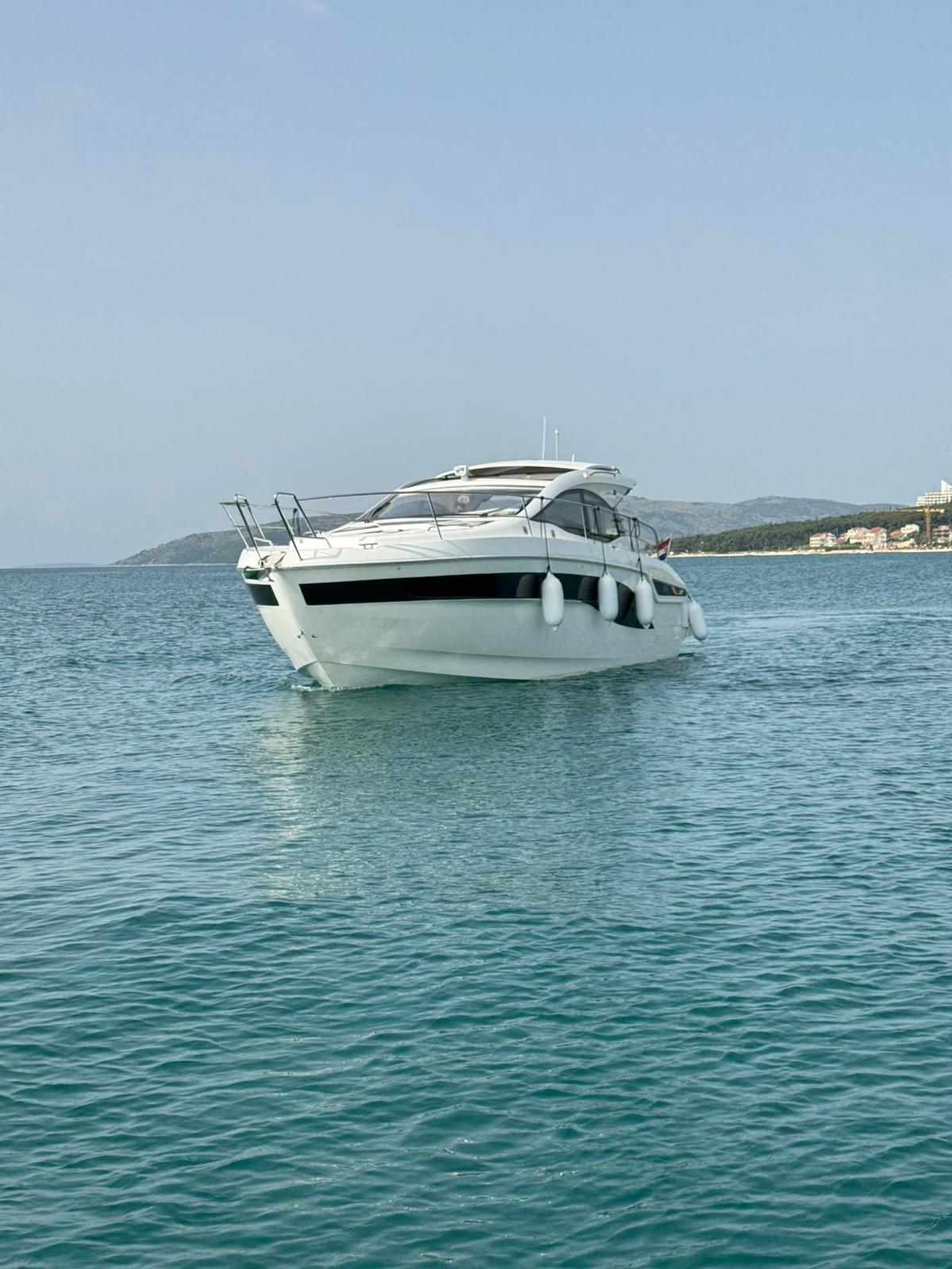 Bavaria SR41 Ivana