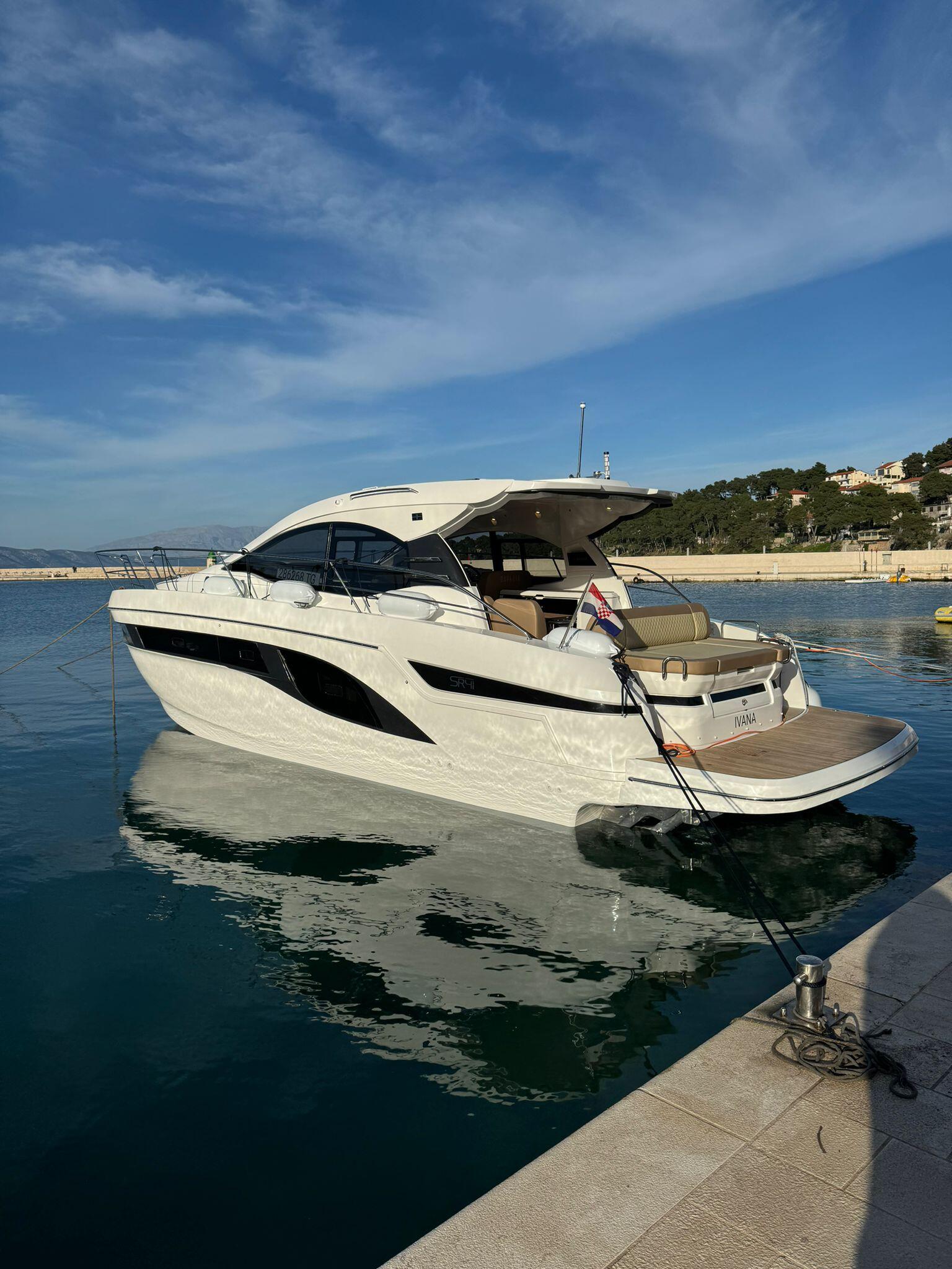 Bavaria SR41 Ivana