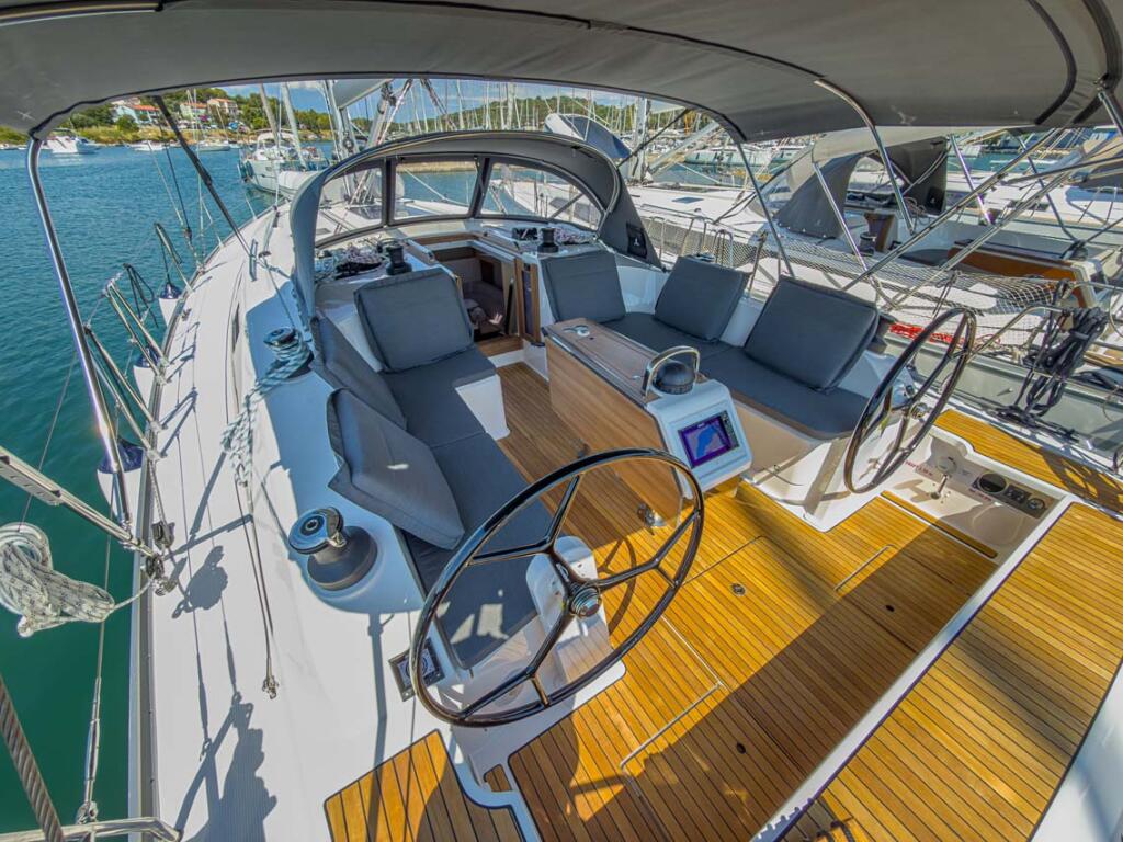 Bavaria Voyager 45 Bravura