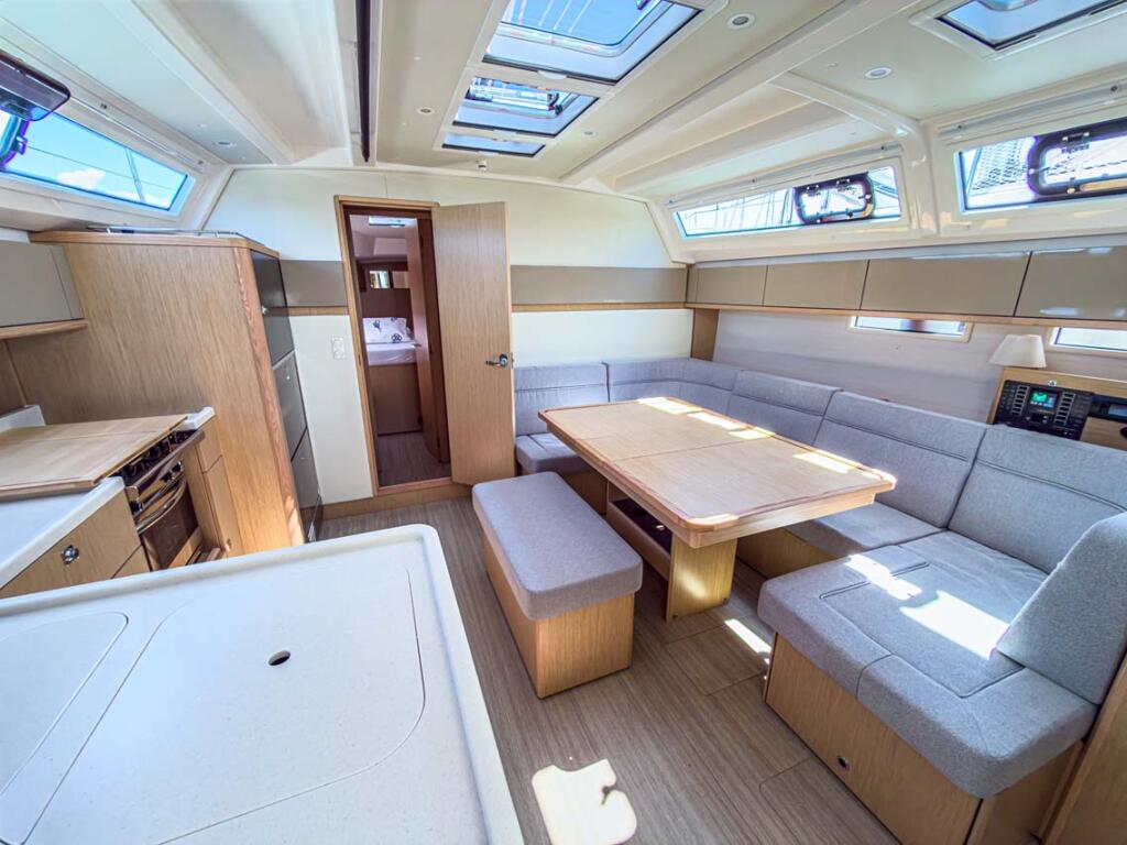 Bavaria Voyager 45 Bravura