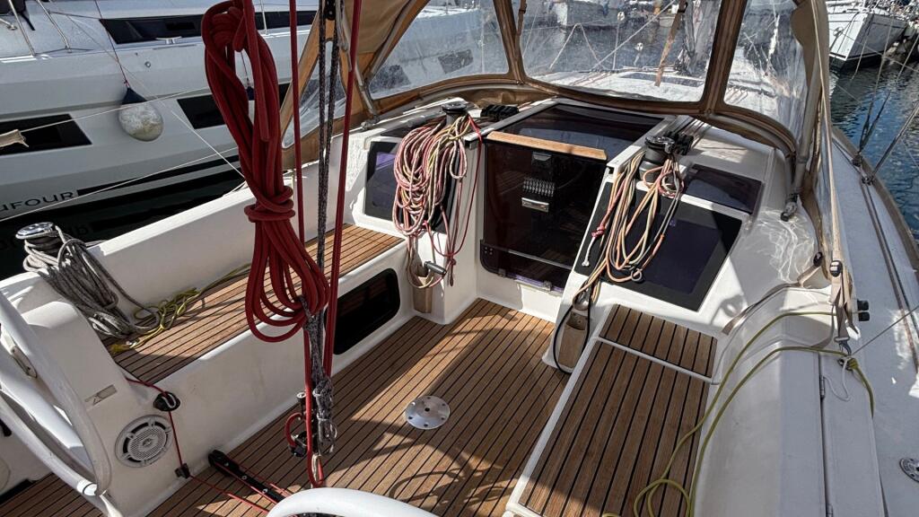 Dufour 310 GL Expensive Toy
