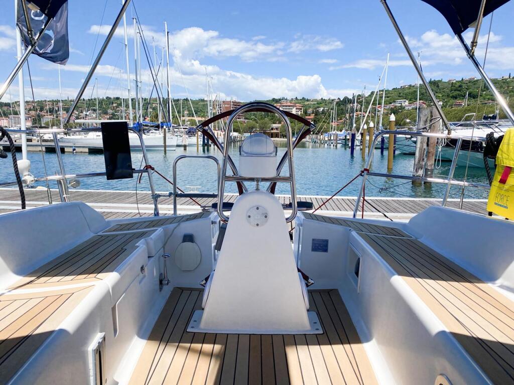 Dufour 325 GL Rožmarinka