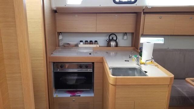 Dufour 360 GL Ares1