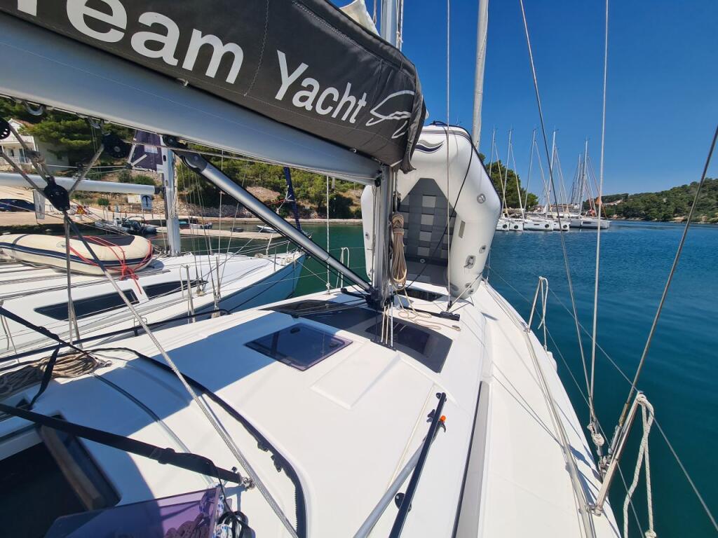 Dufour 37 BOLERO
