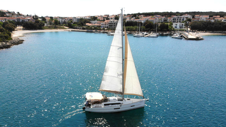 Dufour 382 GL Lotta