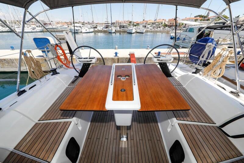 Dufour 390 GL Nunet