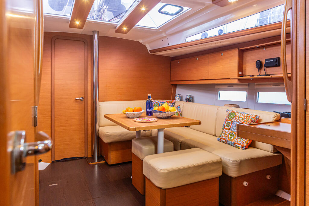 Dufour 390 GL Sympathy Planet