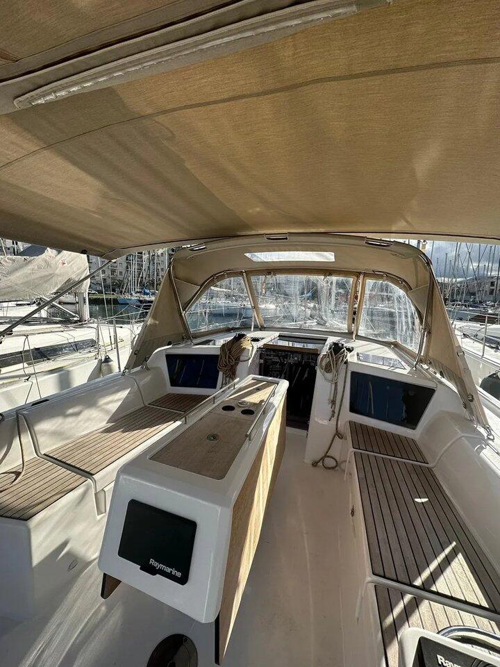 Dufour 390 GL Special One