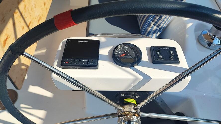 Dufour 390 La Luz