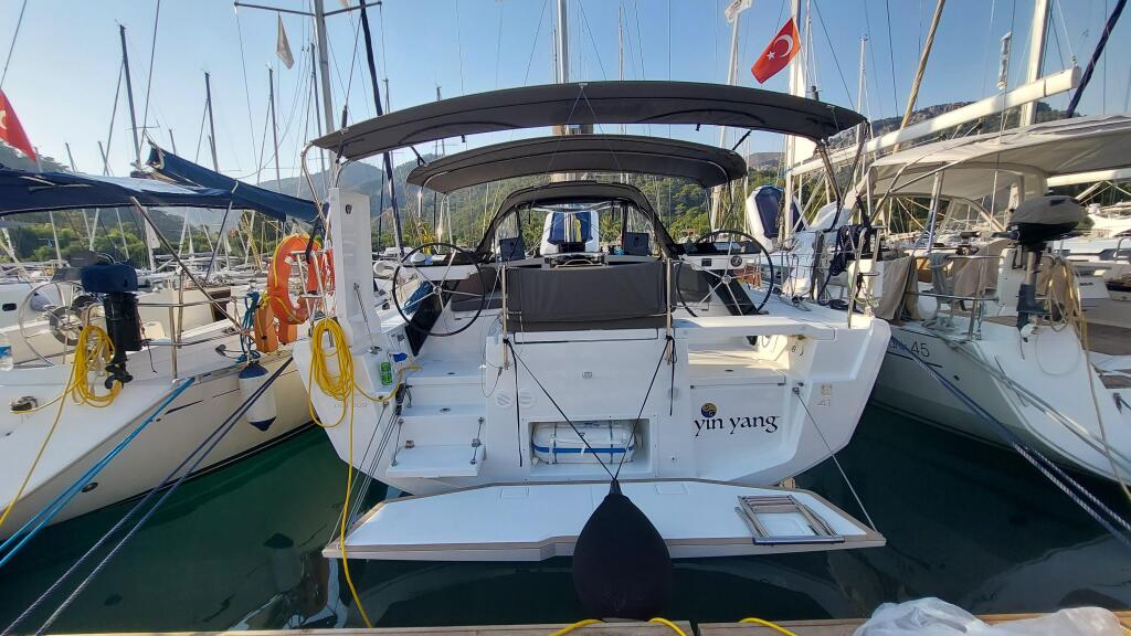 Dufour 41 Yin Yang