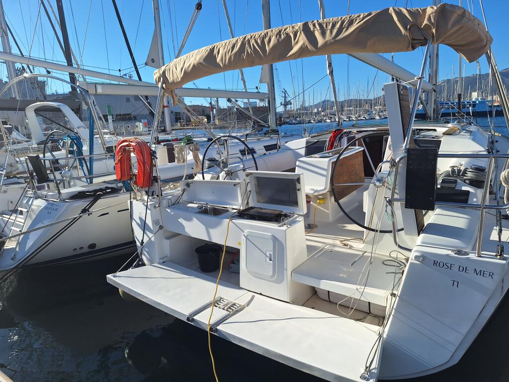 Dufour 412 GL Rose De Mer