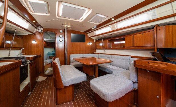 Dufour 425 GL Esen Mila