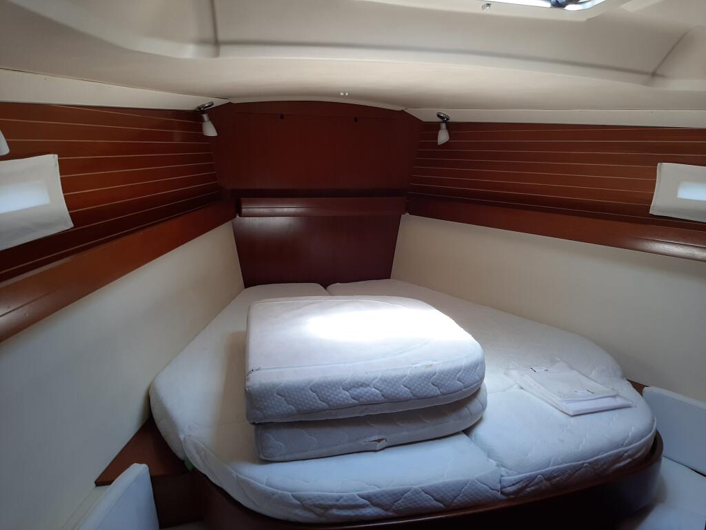 Dufour 425 GL Trinquette