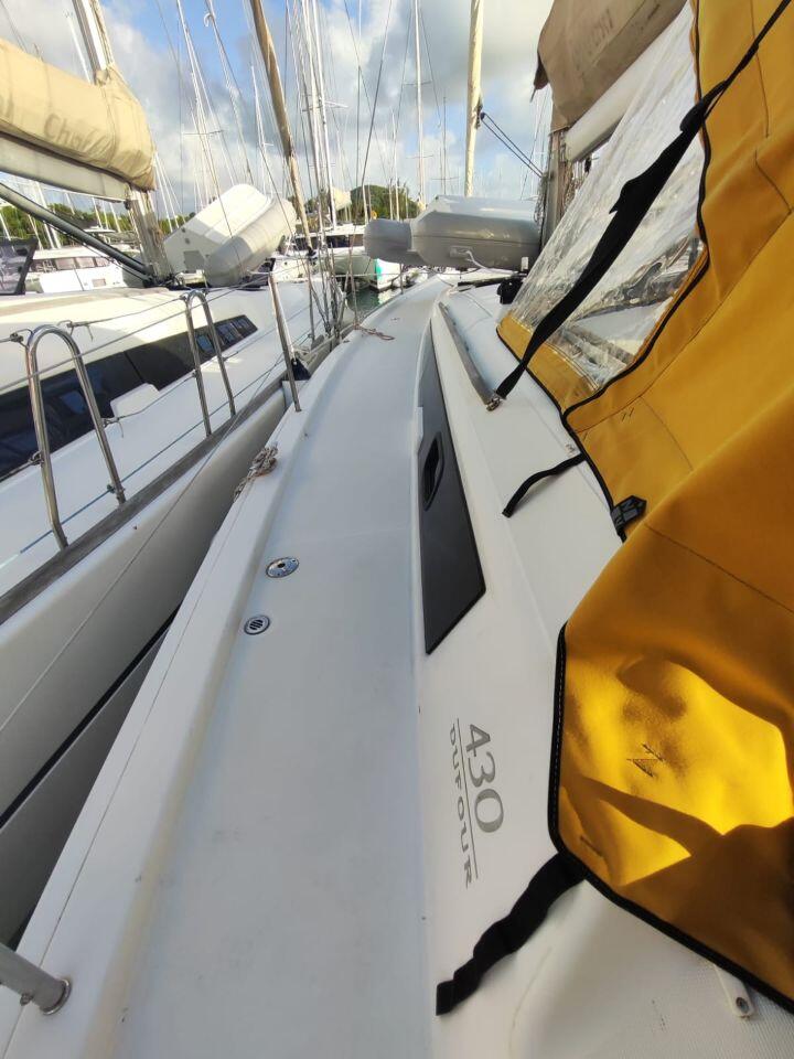 Dufour 430 GL BESRA 