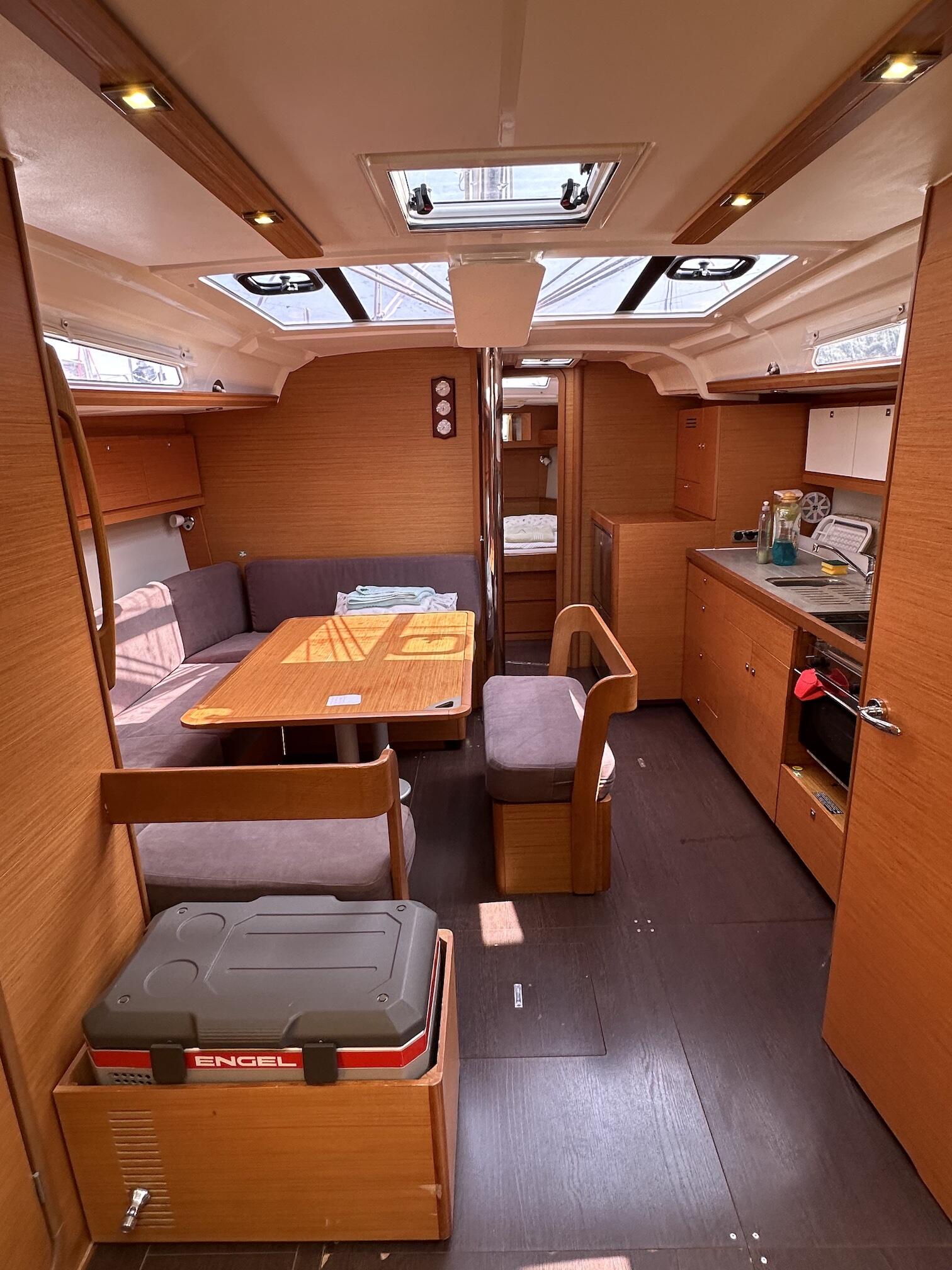 Dufour 430 GL Kummsal